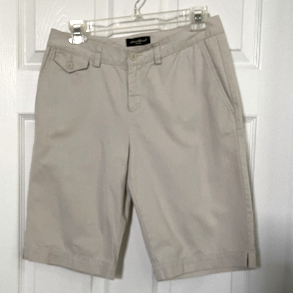 Sz. 4 Eddie Bauer Shorts